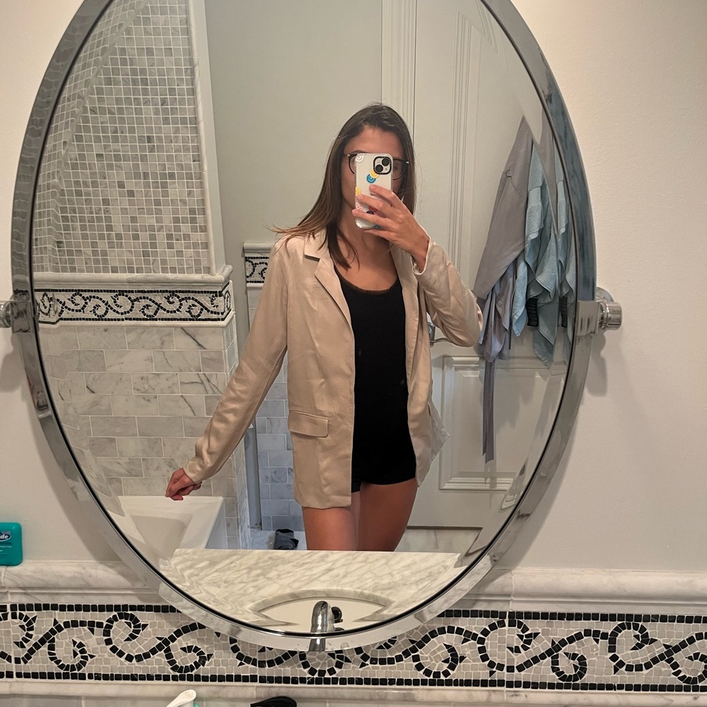 NWT Abercrombie blazer with faux pockets